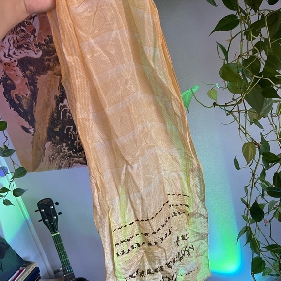 Vintage 60s Japanese Silk Mod Scarf - Picture 5 of 7